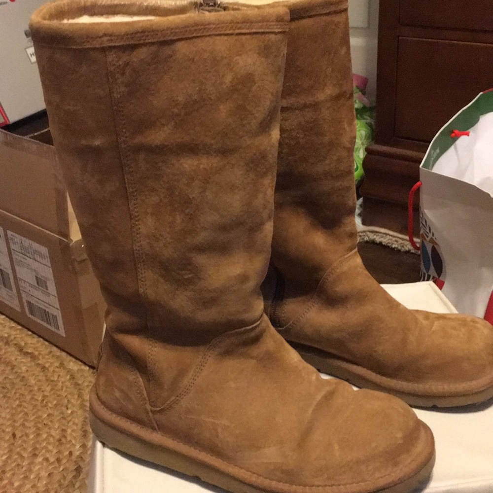 UGG Sumner Boots